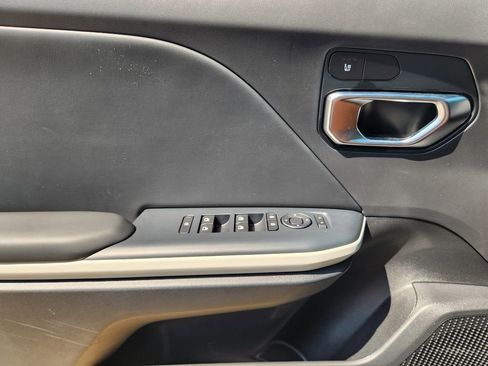 New 2026 Kia K4 GT-Line w/ GT-Line Sunroof Package FWD image 16