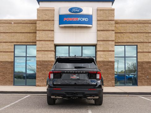 New 2026 Ford Explorer Active image 7