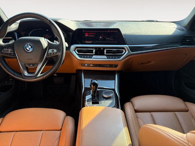 Used 2022 BMW 330e xDrive w/ Premium Package AWD/4WD image 10