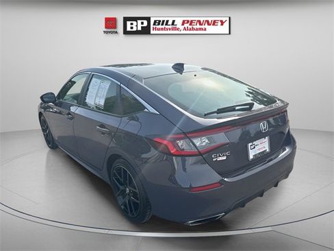 Used 2022 Honda Civic Sport Touring image 3