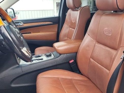 Used 2013 Jeep Grand Cherokee Overland image 15