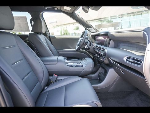 New 2026 Hyundai Palisade Calligraphy AWD/4WD image 17
