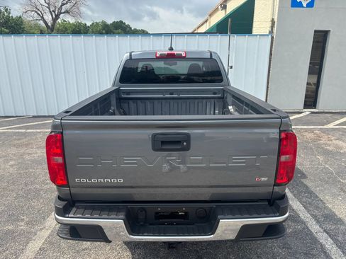 Used 2022 Chevrolet Colorado W/T w/ WT Convenience Package RWD image 5