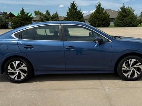 Used 2022 Subaru Legacy Premium AWD/4WD image 8