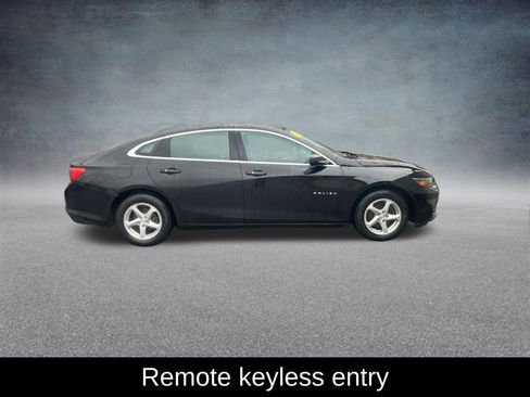 Used 2017 Chevrolet Malibu LS image 8