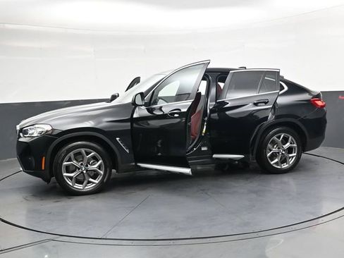 Used 2023 BMW X4 xDrive30i w/ Premium Package image 38