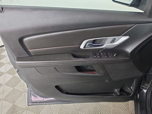 Used 2017 GMC Terrain SLE FWD image 15