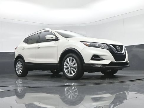 Used 2022 Nissan Rogue Sport SV w/ Technology Package AWD/4WD image 48