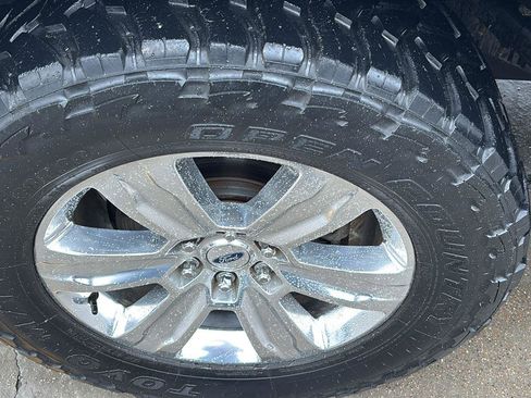 Used 2015 Ford F150 Platinum w/ FX4 Off-Road Package AWD/4WD image 13