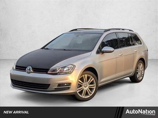 Used 2015 Volkswagen Golf TDI SE video 1