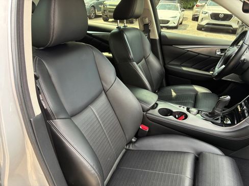 Used 2018 INFINITI Q50 Sport w/ Sensory Package (Sport) AWD/4WD image 28