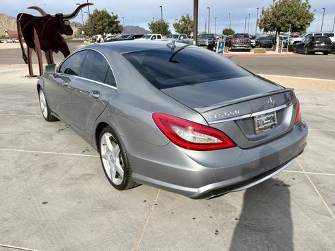 Used 2012 Mercedes-Benz CLS 550 image 3