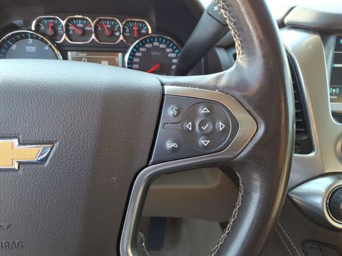 Used 2019 Chevrolet Tahoe LT image 12
