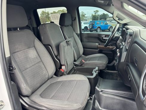 Used 2022 Chevrolet Silverado 3500 LT w/ Convenience Package image 28