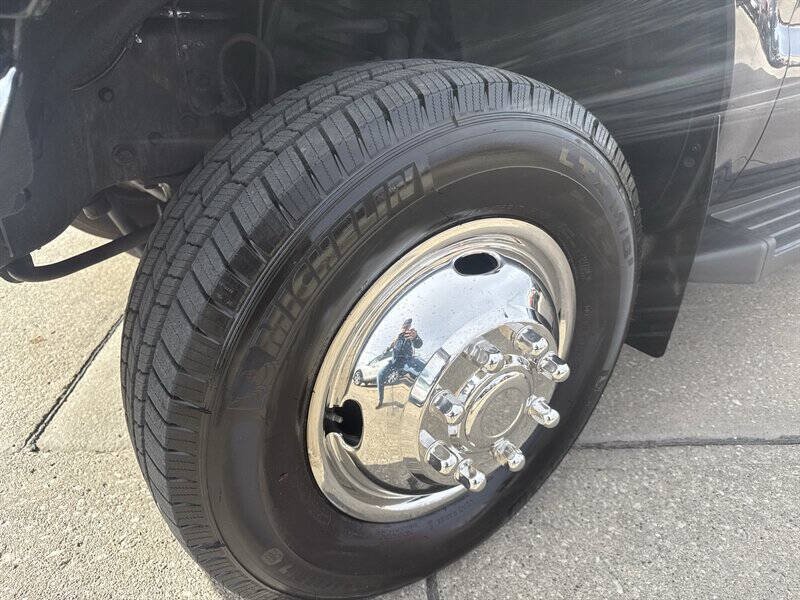 Used 2016 Ford F350 XLT AWD/4WD image 13