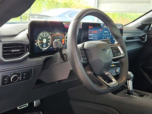 Used 2024 Ford Mustang Premium image 10