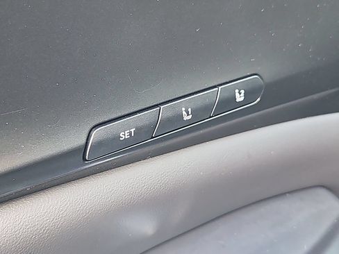 Used 2025 Kia Carnival SX Prestige FWD image 20
