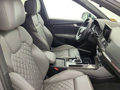 Used 2021 Audi SQ5 Premium Plus w/ Premium Plus Package AWD/4WD image 24