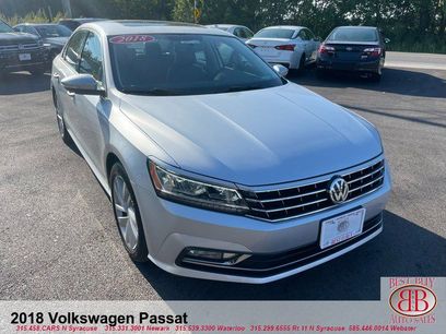 Used 2018 Volkswagen Passat 2.0T SE w/ SE Lighting Package