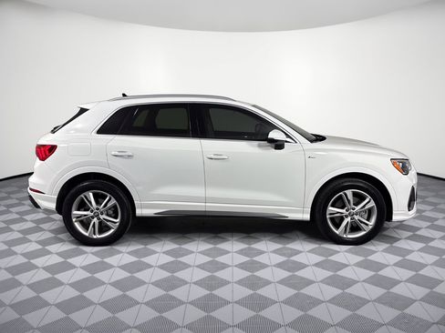 Used 2020 Audi Q3 2.0T Premium AWD/4WD image 8