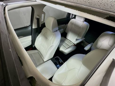 Used 2022 Kia Telluride SX w/ Nightfall Edition Package image 15