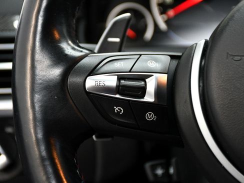 Used 2013 BMW M6 Coupe image 21