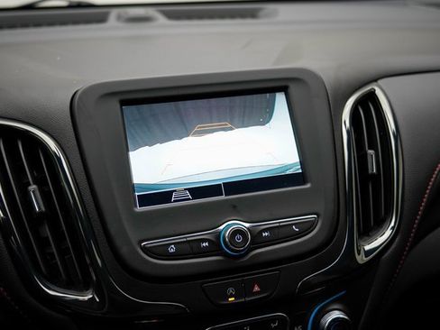 Used 2022 Chevrolet Equinox RS w/ LPO, Floor Liner Package image 28