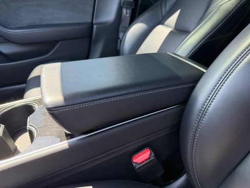 Used 2018 Tesla Model 3 Long Range RWD image 14