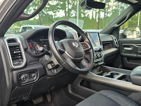 Used 2021 RAM 2500 Big Horn w/ Level B Equipment Group AWD/4WD image 14