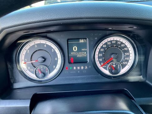 Used 2018 RAM 3500 Tradesman w/ Chrome Appearance Group image 16