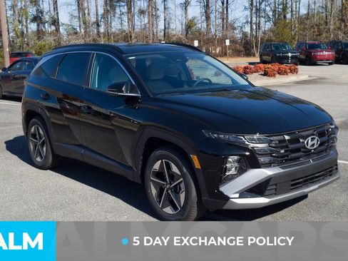 Certified 2025 Hyundai Tucson SEL image 3