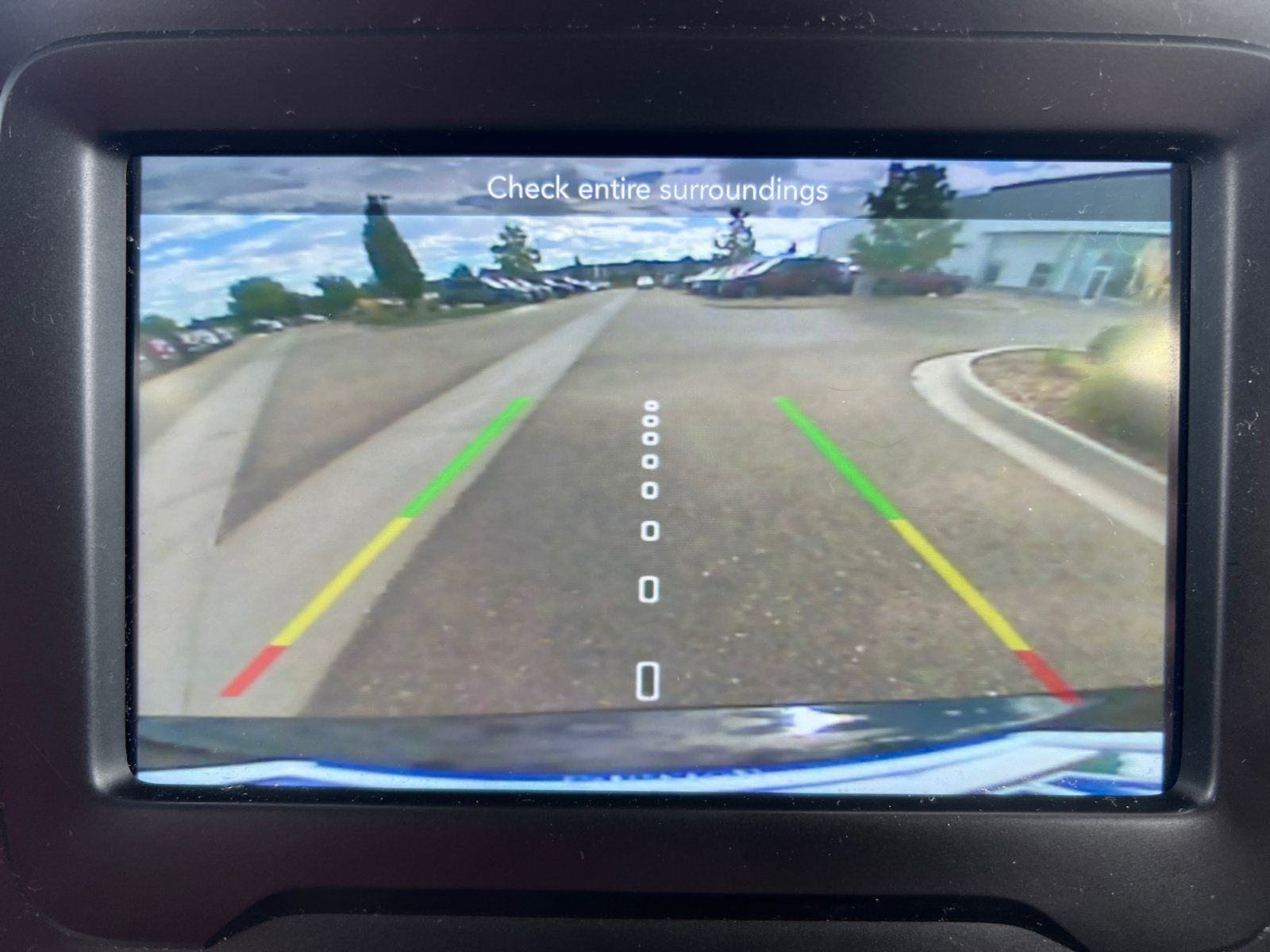 Used 2018 Jeep Renegade Latitude w/ Cold Weather Group AWD/4WD image 27