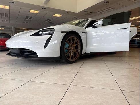Used 2023 Porsche Taycan RWD image 42