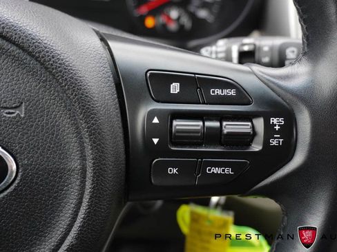 Used 2018 Kia Sorento LX image 26