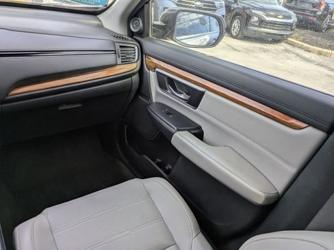 Used 2017 Honda CR-V Touring image 19
