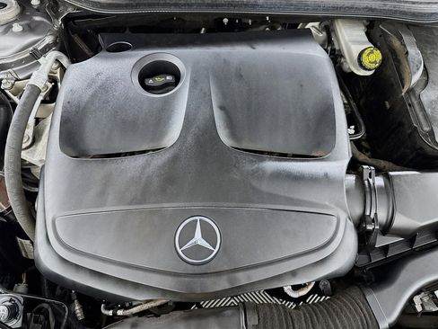 Used 2017 Mercedes-Benz GLA 250 4MATIC image 37