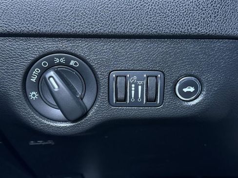 Used 2023 Dodge Charger GT image 21