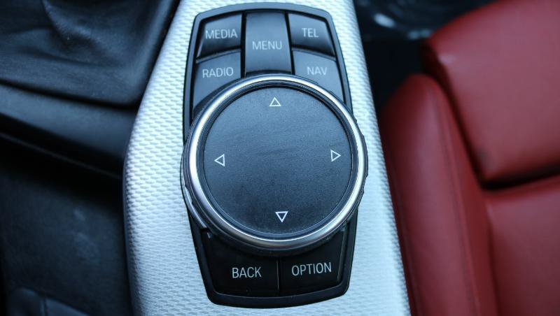 Used 2015 BMW M235i Convertible RWD image 18