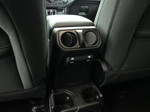 Used 2026 Jeep Wrangler Unlimited Sport AWD/4WD image 18