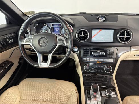 Used 2016 Mercedes-Benz SL 400 image 28