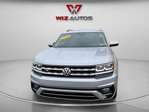 Used 2019 Volkswagen Atlas SEL R-Line image 2