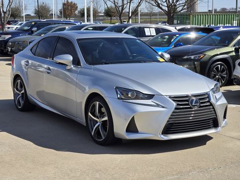 Used 2019 Lexus IS 300 w/ Premium Package image 3