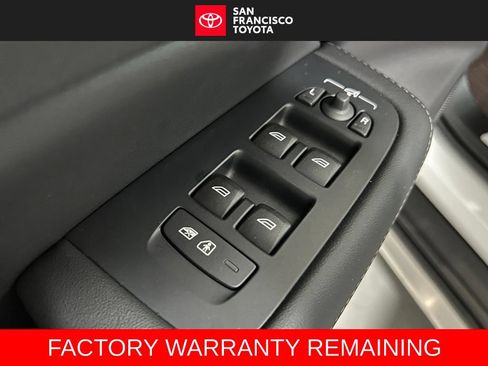 Used 2026 Volvo V60 B5 Cross Country Ultra w/ Climate Package AWD/4WD image 36