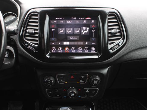 Used 2021 Jeep Compass Limited AWD/4WD image 12