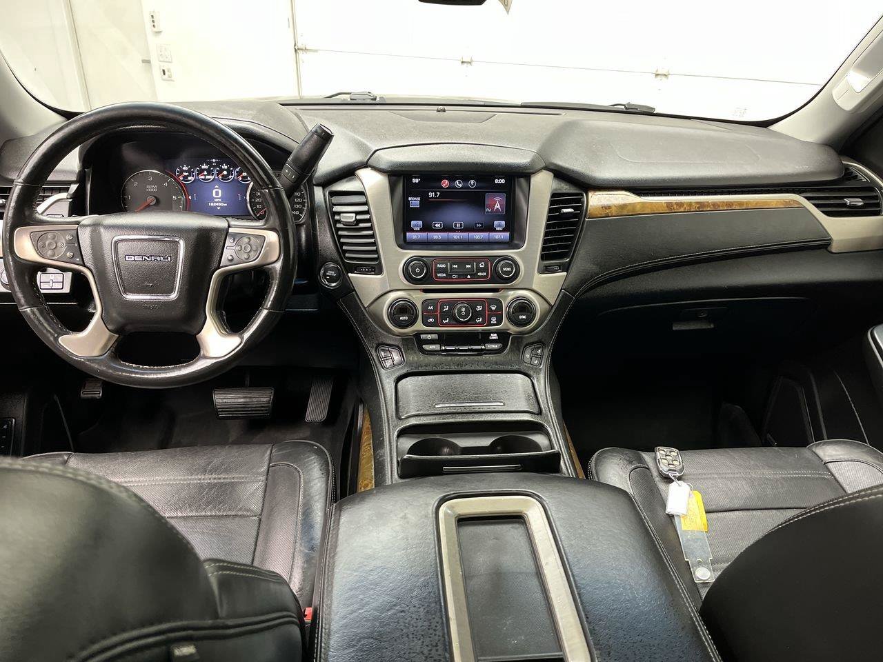 Used 2015 GMC Yukon Denali w/ Touring Package AWD/4WD image 4