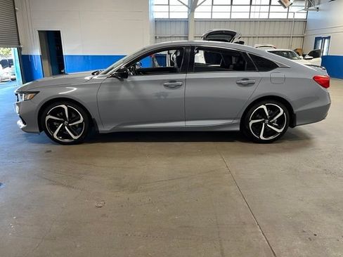 Used 2022 Honda Accord Sport Special Edition image 6
