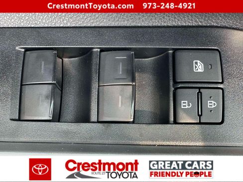 Used 2026 Toyota Highlander XLE AWD/4WD image 14