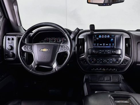 Used 2017 Chevrolet Silverado 1500 LTZ Z71 w/ LTZ Plus Package AWD/4WD image 24