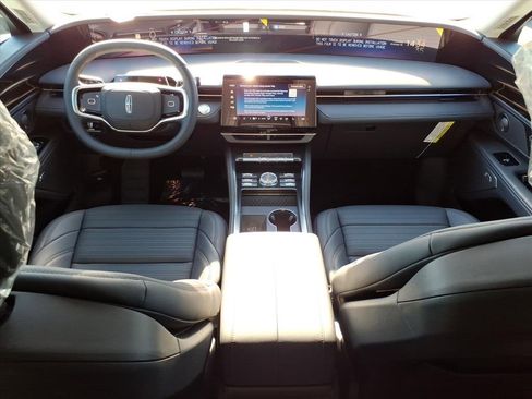 New 2026 Lincoln Nautilus Reserve w/ Jet Appearance Package image 10