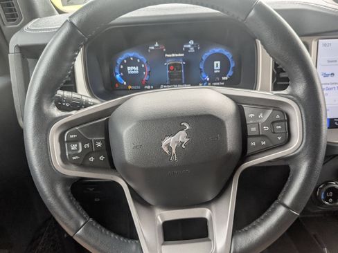 Used 2025 Ford Bronco Outer Banks AWD/4WD image 19